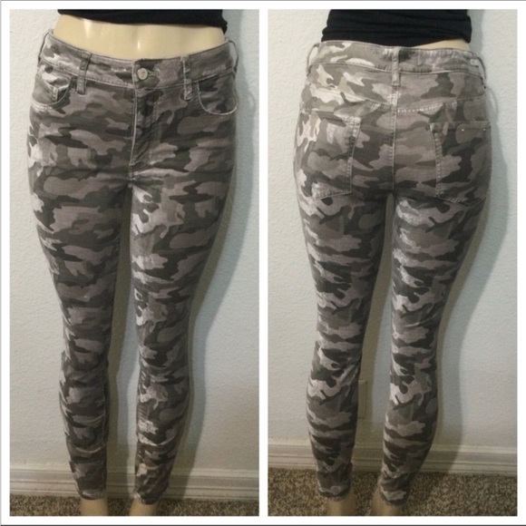 Pilcro and the Letterpress Camouflage Skinny Pants Size 27 - Picture 2 of 3